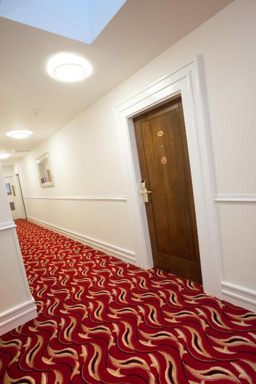 Adair Arms Hotel Ballymena Room photo
